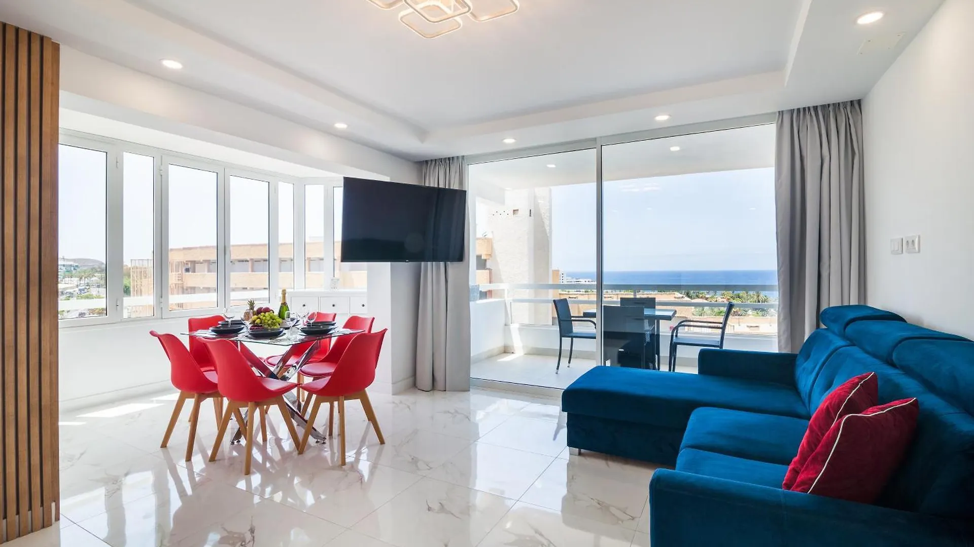 Ponderosa 619: Oceanview Apartment Near Siam Park Playa de las Americas  Spain